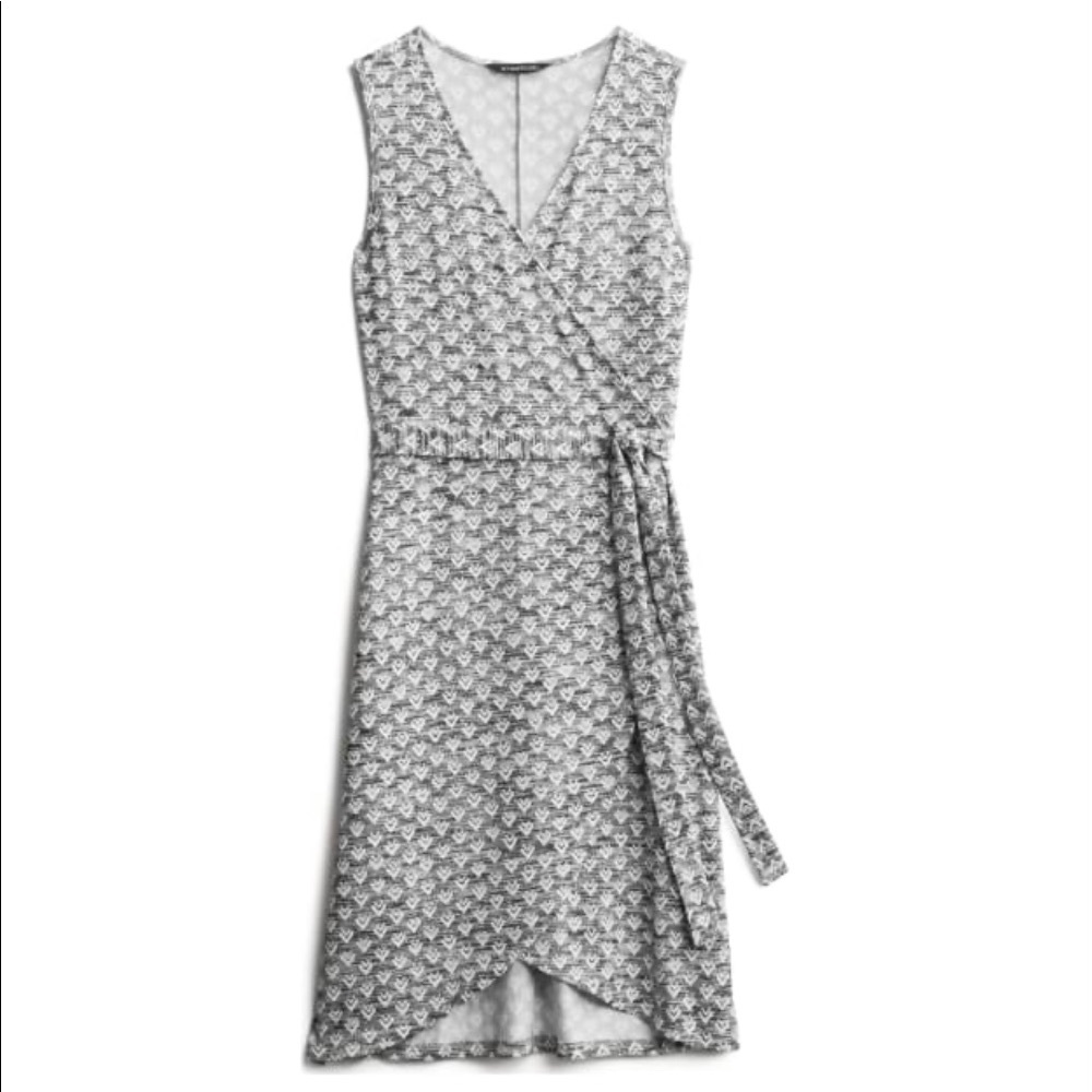 41 Hawthorn Faux wrap dress Small